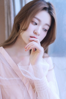 妈妈发现女儿夹腿成瘾